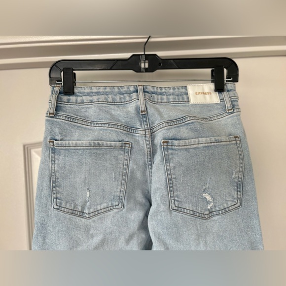 Brand New | Boyfriend Jeans | Express | Size: 4, Mid Rise - Picture 5 of 5